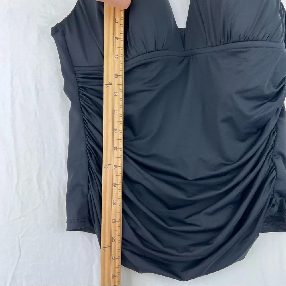 NWT La Blanca Black Island Goddess Solid Halter Tankini Top LB Sz 12 Beach
